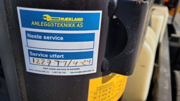 Brukt Kaeser M50 PE, bilde av service klistremerke